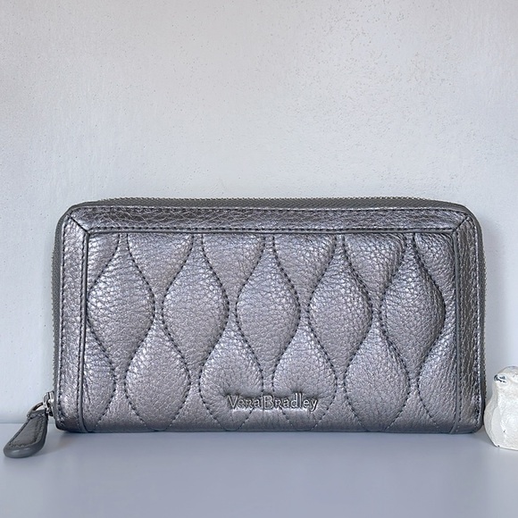 Vera Bradley Handbags - Vera Bradley Quilted Audrey Leather Wallet